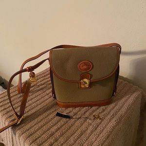 Vintage Dooney and Bourke shoulder bag